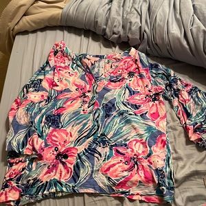 Lilly Pulitzer top M